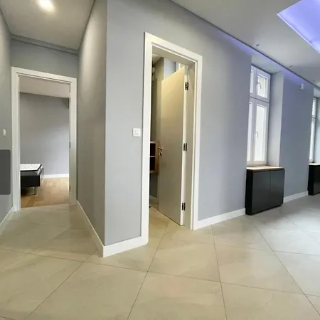Apartment Lux City Center *