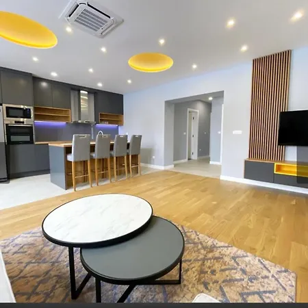 Apartmán Lux City Center *